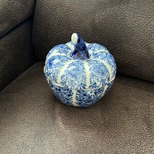 Maitland Smith Porcelain Blue White Pumpkin Trinket Box